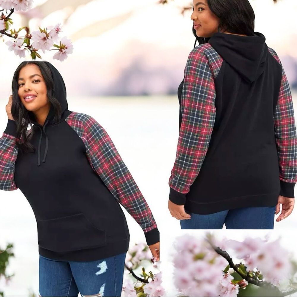 Torrid Black Plaid Red Classic Fit Cozy Fleece Raglan Hoodie Size 3 3XL